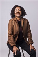 ELVIRA PAÍS ELVIRA PAÍS